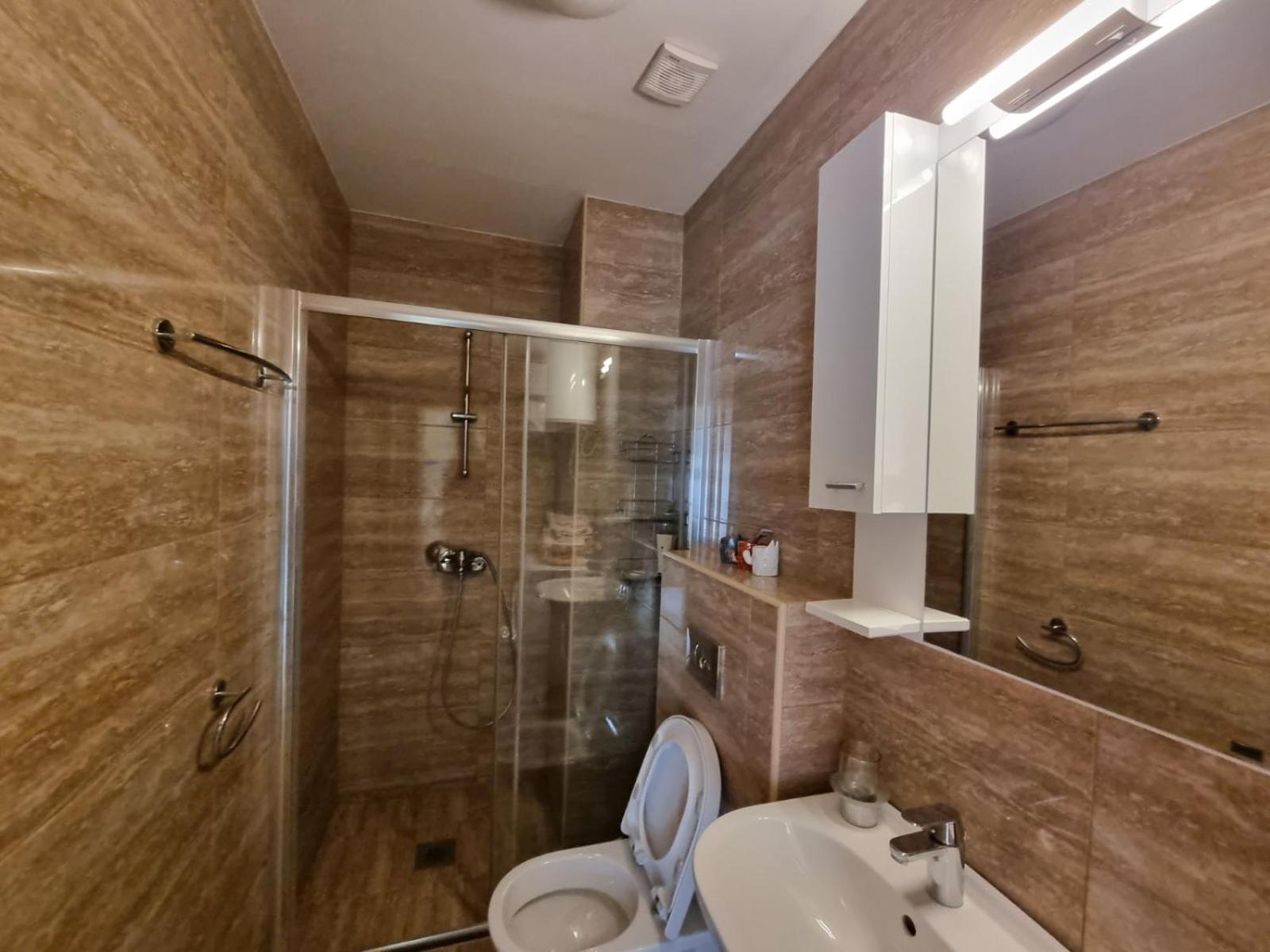 Becici -Lux Apartman Екстериор снимка